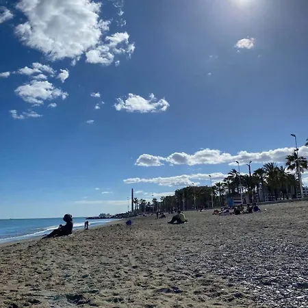 La Caramba Amplio En La Playa * Málaga